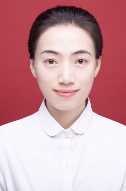 胡怡.png